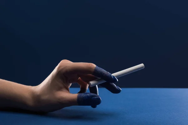 Cropped View Female Hand Painted Fingers Holding Cigarette Isolated Blue — Stock Photo, Image