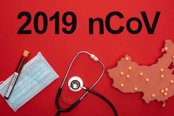 Top View 2019 Ncov Belettering Lay Out Van Porseleinkaart Met — Stockfoto