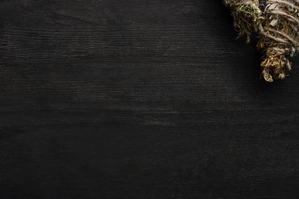 Top View Shamanic Smudge Sticks Dark Wooden Background — Stock Photo, Image