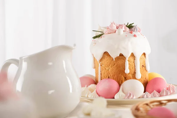 Delicious Easter Cake Decorated Meringue Pink White Eggs Plate Jug — Stock Photo, Image