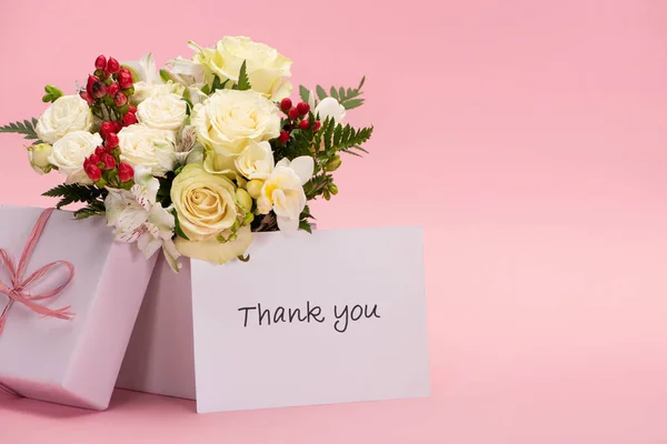 Bouquet Flowers Festive Gift Box Bow Thank You Card Pink — Stock Photo, Image