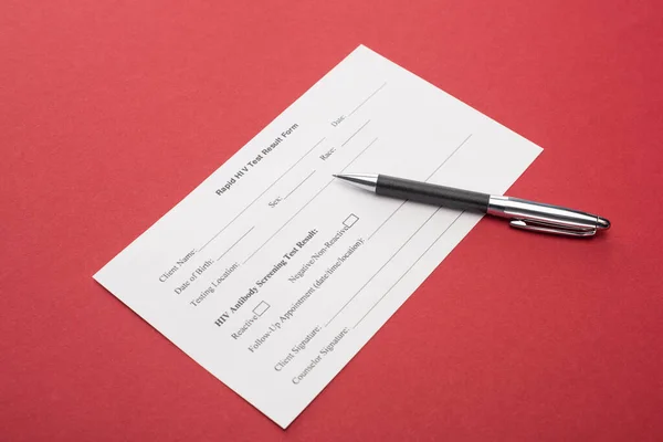 Rapid Hiv Test Result Form Pen Red Background — Stock Photo, Image