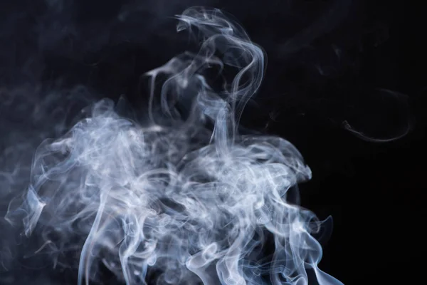 Abstrato Branco Que Flui Fumaça Fundo Preto — Fotografia de Stock