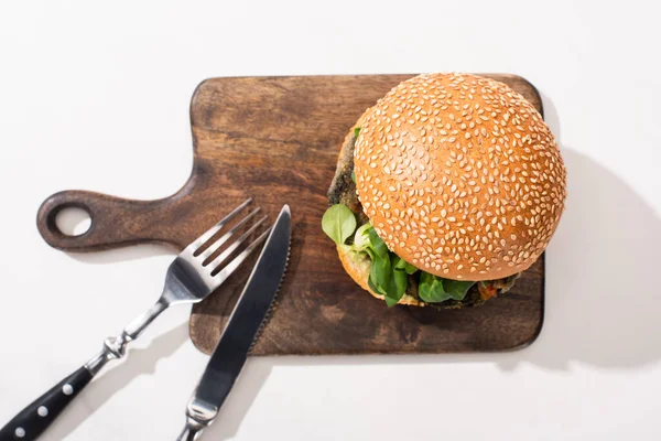 맛있는 버거의 바탕에 커리가 — 스톡 사진