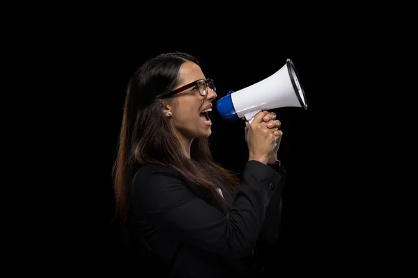 Femme d'affaires crier en mégaphone — Photo de stock