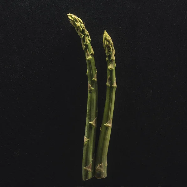 Fresh green asparagus — Stock Photo