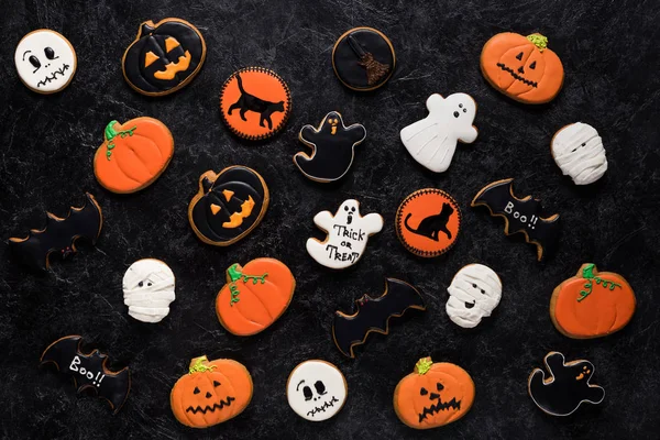 Homemade halloween cookies — Stock Photo