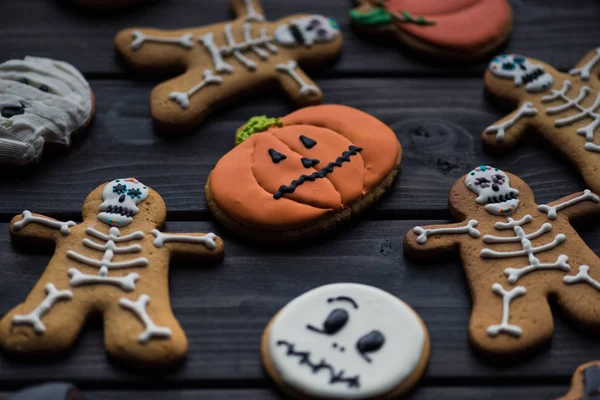 Homemade halloween cookies — Stock Photo