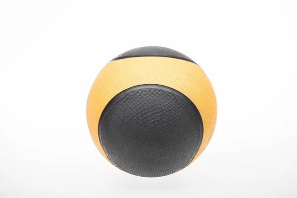Balle de sport noire et jaune — Photo de stock