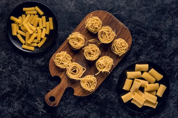 Various raw pasta — Stock Photo