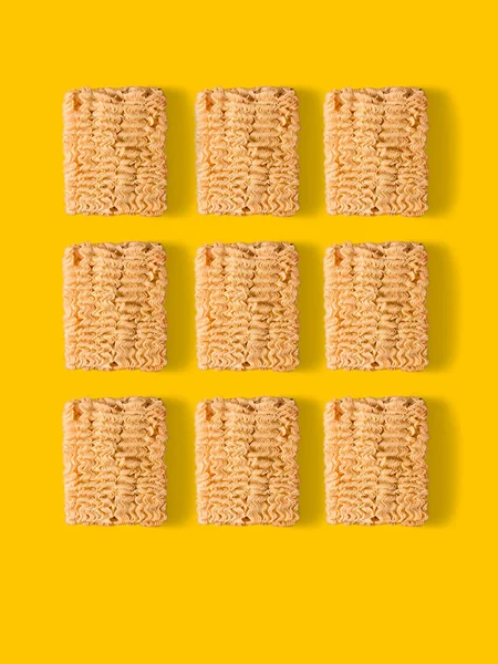 Composición de fideos instantáneos - foto de stock