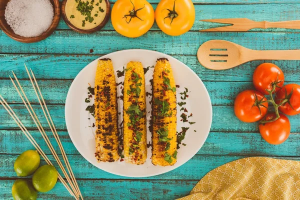 Grilled corn with spices — Stock Photo