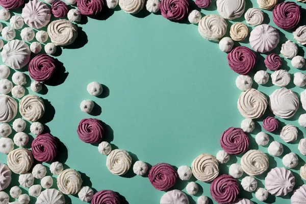 Spiral of marshmallows — Stock Photo