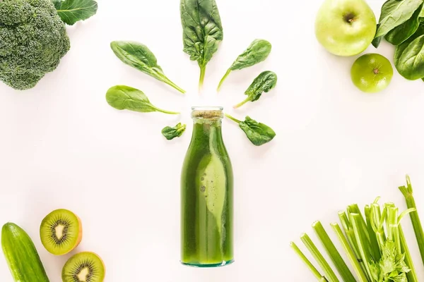 Detox drink and organic food — Stock Photo