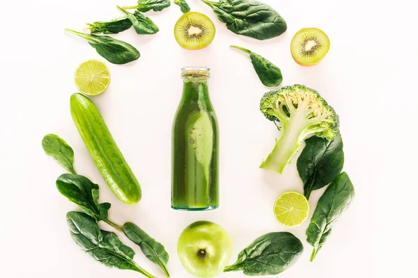 Detox drink and organic food — Stock Photo