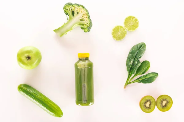 Bebida de desintoxicação e alimentos orgânicos — Fotografia de Stock