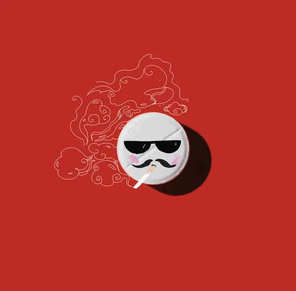 White pill with funny face — Stock Photo