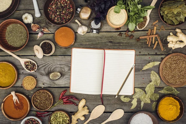 Notizbuch für Rezepte — Stockfoto