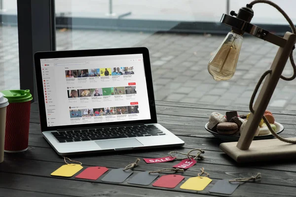 Laptop with youtube website — Stock Photo