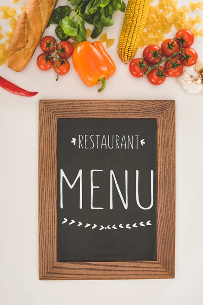 Menu et ingrédients du restaurant — Photo de stock