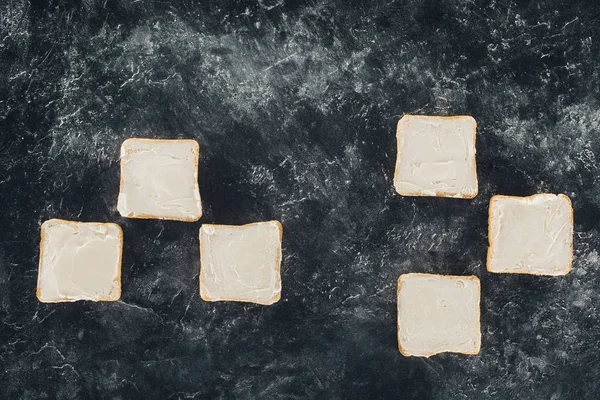 Pane tostato con burro — Foto stock