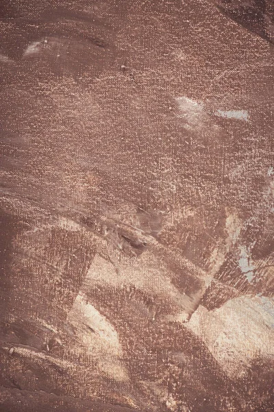 Мазки коричневой кисти на абстрактном акриловом фоне — стоковое фото