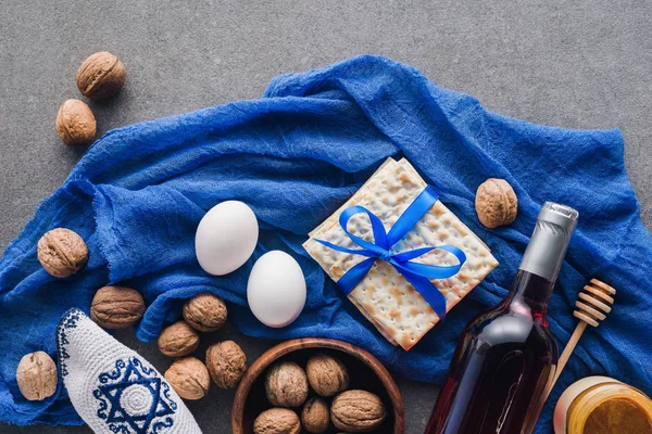 Top view of matza, eggs and wine on table, Passover Tale concept — Stock Photo