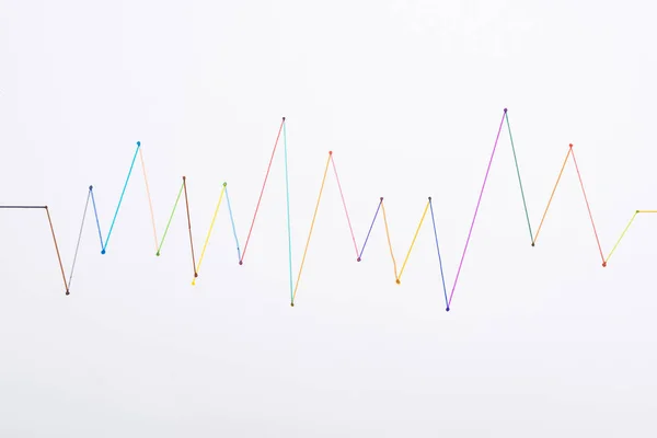 Vista superior de linhas desenhadas conectadas coloridas, conceito de conexão — Fotografia de Stock
