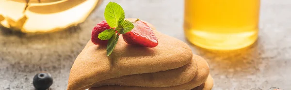Delicious heart shaped pancakes with raspberries and mint, panoramic shot — Stock Photo
