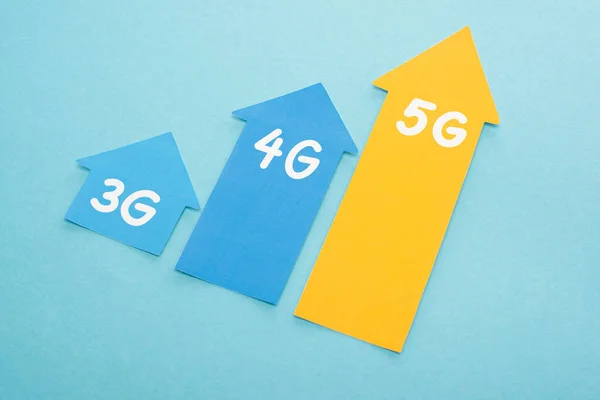 3g, 4g and 5g arrows on blue background — Stock Photo