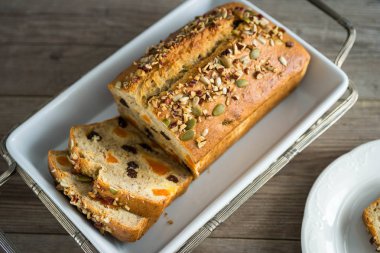 ev yapımı muz ekmeği