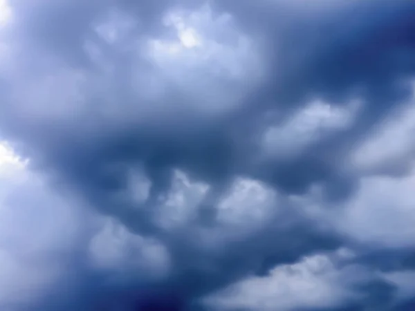 Cielo oscuro con nube — Foto de Stock