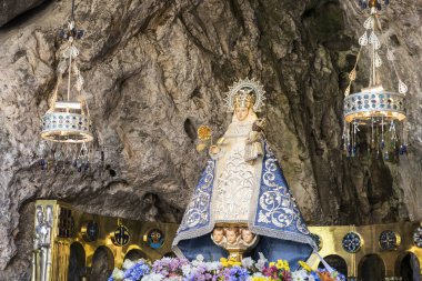 Covadonga Tapınağı, İspanya