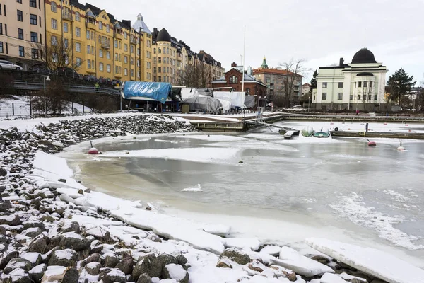 Helsinki Finlandia Veduta Delle Acque Ghiacciate Che Circondano Centro Storico — Foto Stock