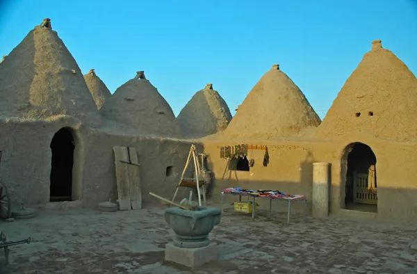 Arı kovanı Adobe evleri