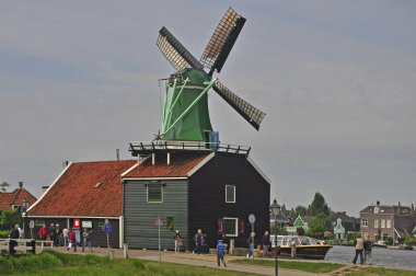 Amsterdam'dan eski yel değirmeni