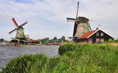 Amsterdam'dan eski yel değirmeni