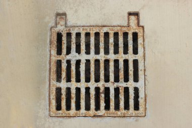 Su drenaj / fotoğraf su drenaj