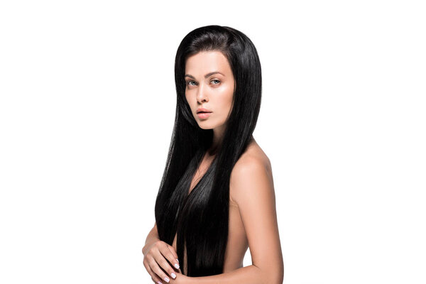 Женщина с длинными брюнетками
