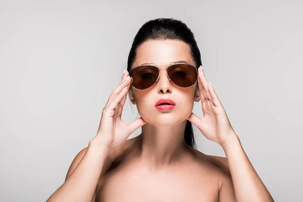 Beautiful woman in sunglasses — Stock Photo