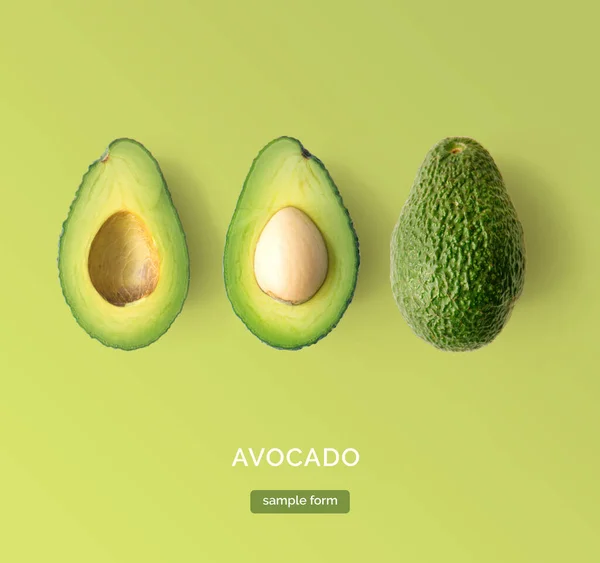Avocado Groene Achtergrond Bovenaanzicht — Stockfoto