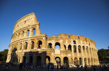Colosseum (Coliseum) günbatımı 2017-08-16, Roma, İtalya 