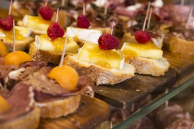 Cicchetti - İtalyan tapas, küçük farklı bir kablosuz aperatifler