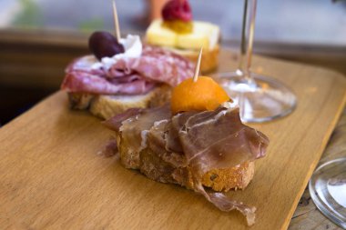 Cicchetti - İtalyan tapas, küçük farklı bir kablosuz aperatifler