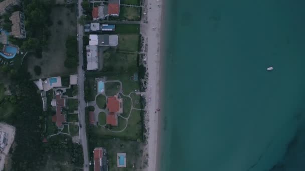 Yunanistan Chalkidiki Kıyılarının Havadan Görünüşü Stok Görüntüsü — Stok video