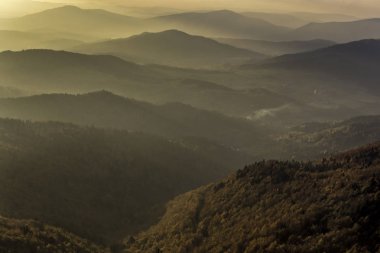 Beskid Wyspowy Dağları - Polonya Karpatları 