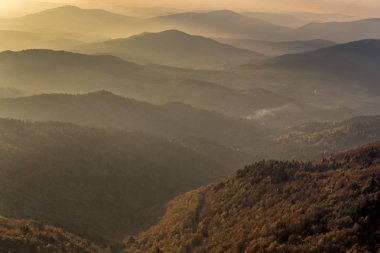 Beskid Wyspowy Dağları - Polonya Karpatları 