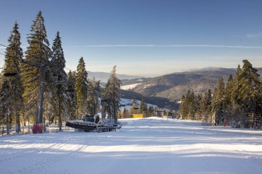 Beskid Sadecki dağlar - Polonya Karpatlar 