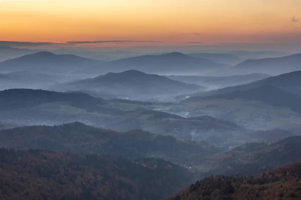 Montagne Wyspowy Beskid - Polonia Carpazi Foto Stock