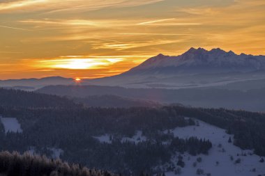 Beskid Sadecki dağlar - Polonya Karpatlar 
